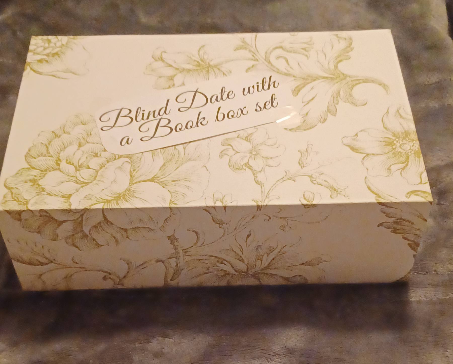 Blind date with a book box set
